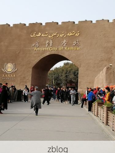 巴楚绿洲的防疫坚守：南疆交通枢纽的疫情综述