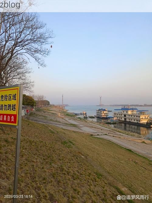 镇江：长江与运河交汇处的疫情防线与破防时刻