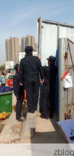 灞桥区：铁路动脉与城中村交织下的防疫挑战