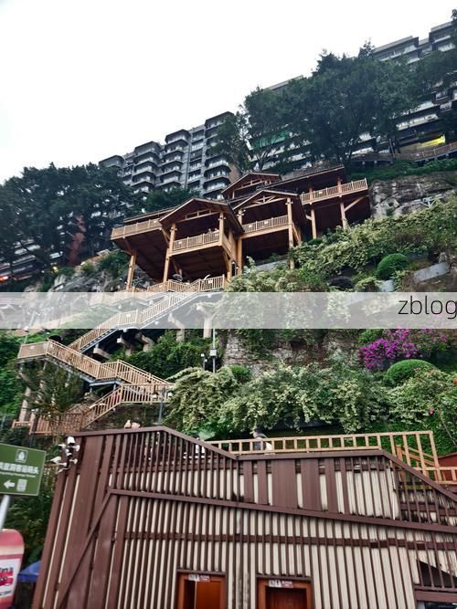 峨眉山麓的静默屏障：一座旅游名城的零感染地理逻辑