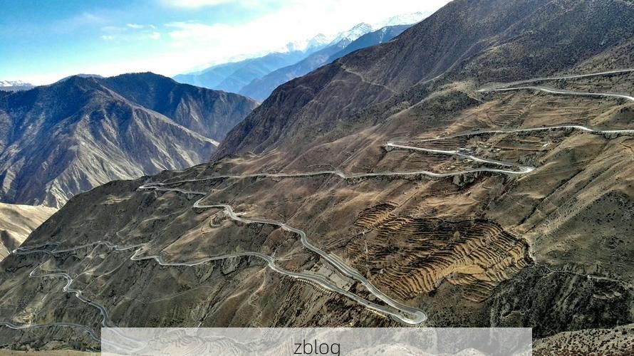 加查:雅江峡谷中的零感染孤岛与高原屏障下的防疫逻辑